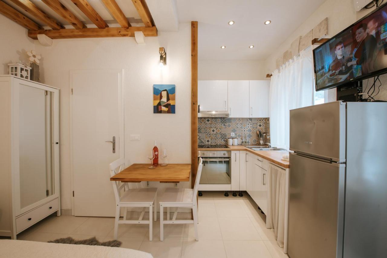 House Cicibela Apartamento Baška Voda Exterior foto